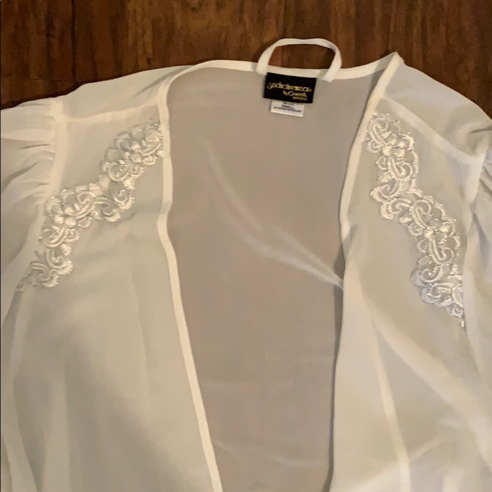 White Bridal Robe - Picture 6 of 6